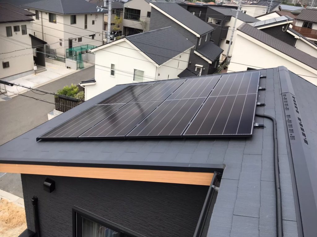 神戸市　H様　太陽光発電システム、エコキュートシステム